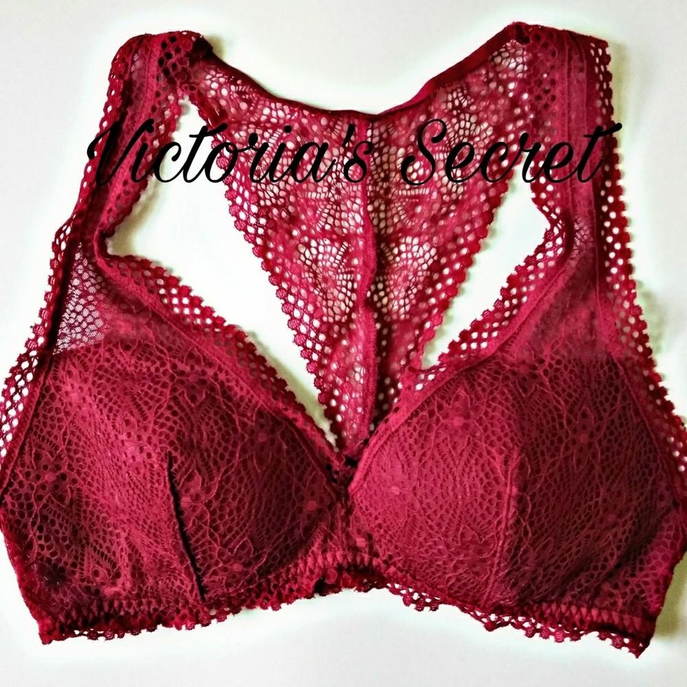 *Victoria's Secret bralette